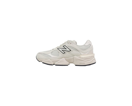 New Balance Women Sneakers
