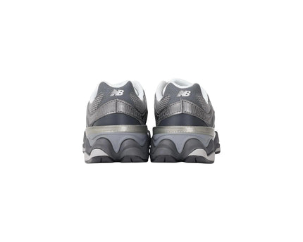 New Balance Women Sneakers
